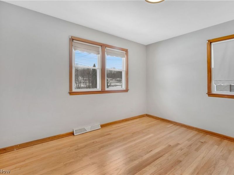 31 Eve Drive , Struthers, OH 44471 Photo 8