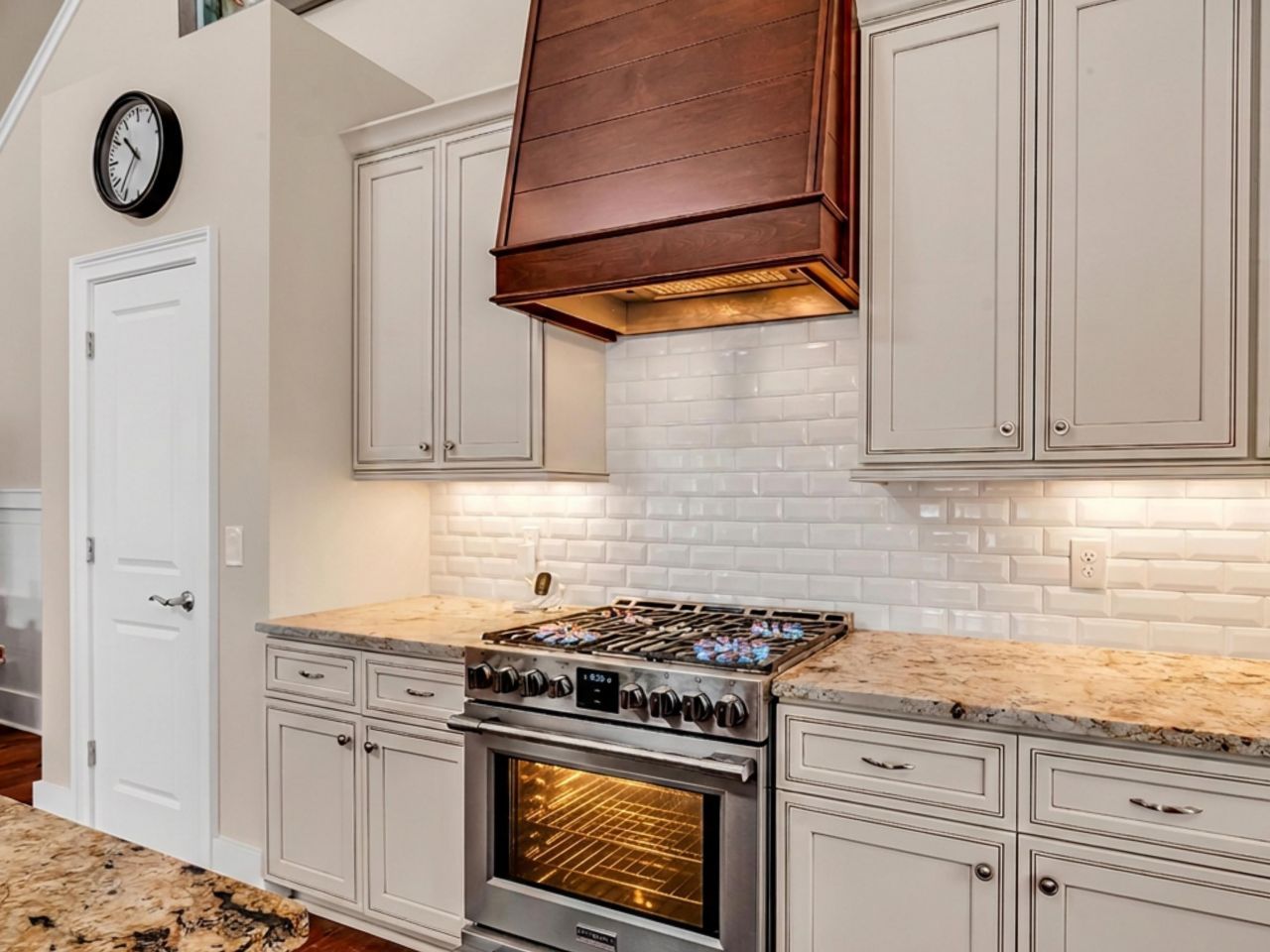 3867 Spanner Way Photo 8