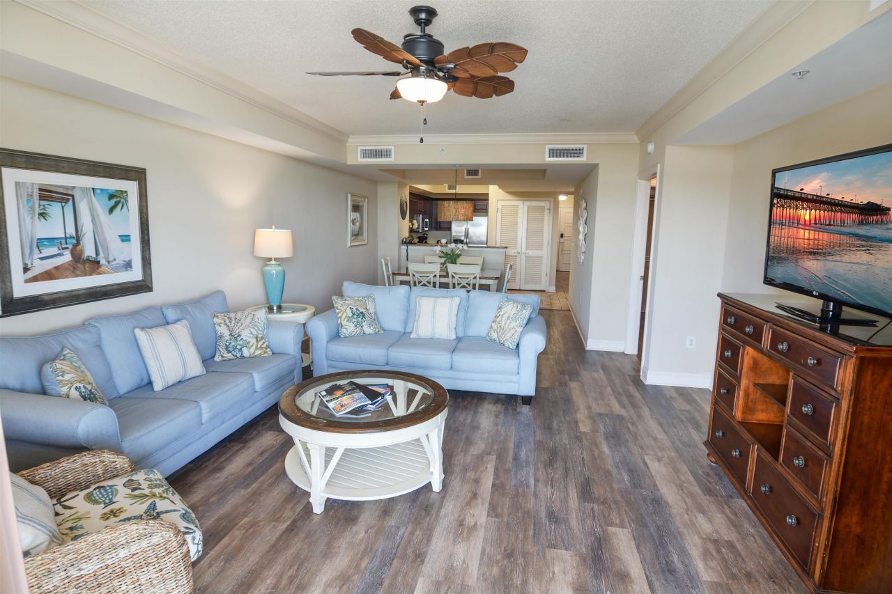 100 North Beach Blvd. Photo 13