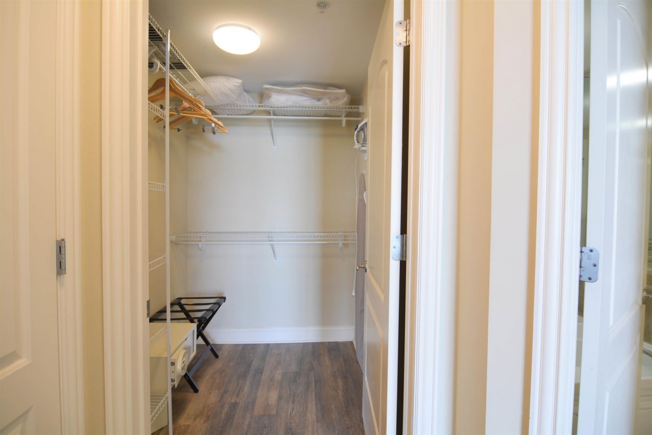 100 North Beach Blvd. Photo 20