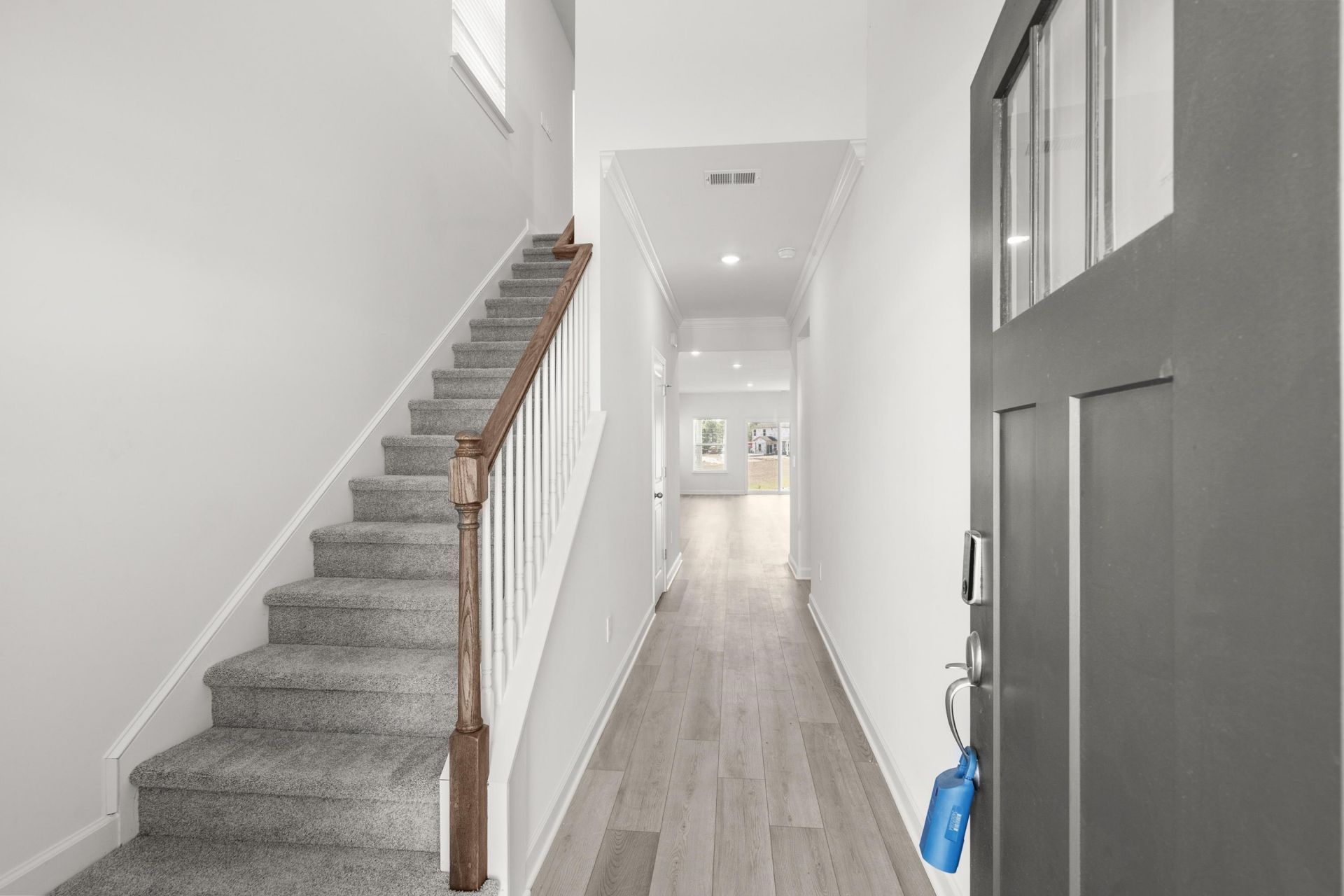 8217 Essence Dr. Photo 13