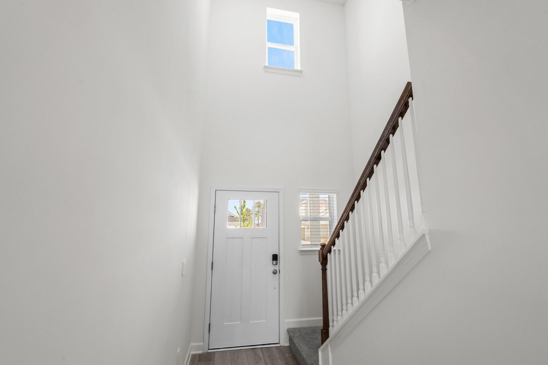 8217 Essence Dr. Photo 14