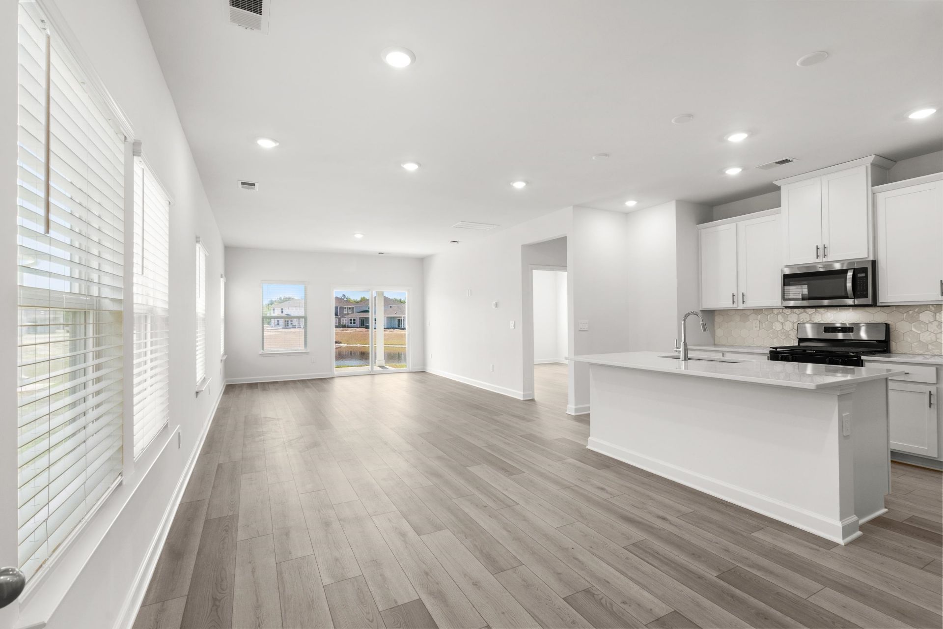 8217 Essence Dr. Photo 16