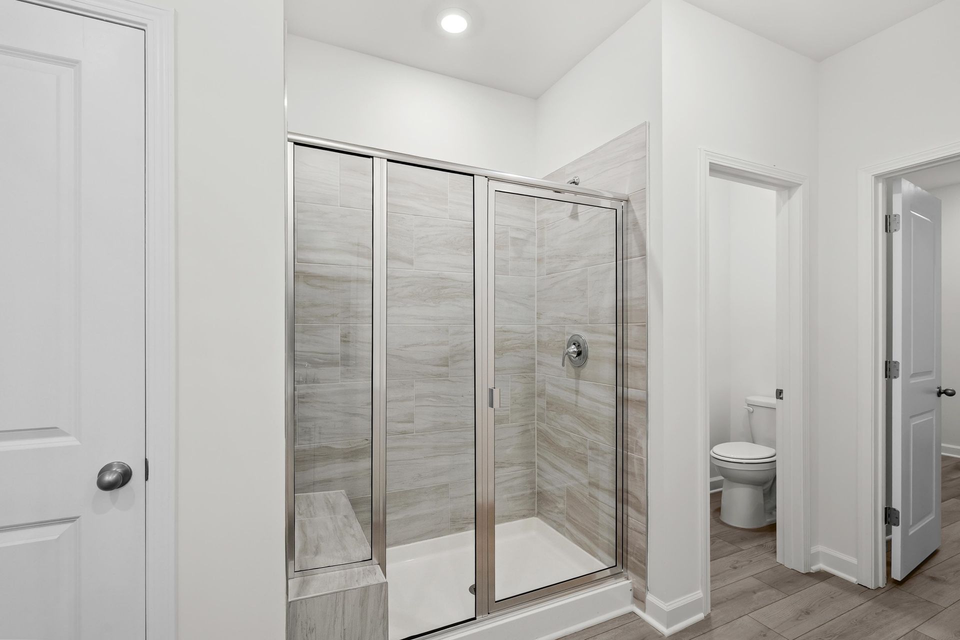 8217 Essence Dr. Photo 34