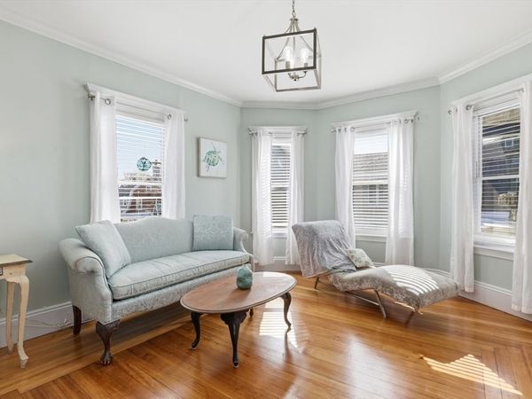 4 Valley Rd, Unit 4, Swampscott, MA 01907