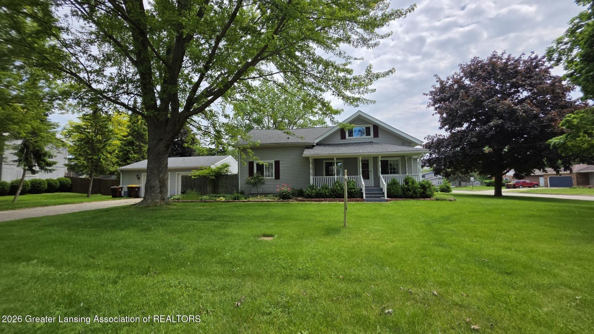 1105 S Swegles Street, Saint Johns, MI 48879 Main Photo
