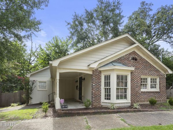 1710 Pine Street, Jackson, MS 39202