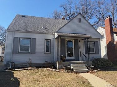 2970 Geneva Street , Dearborn, MI 48124