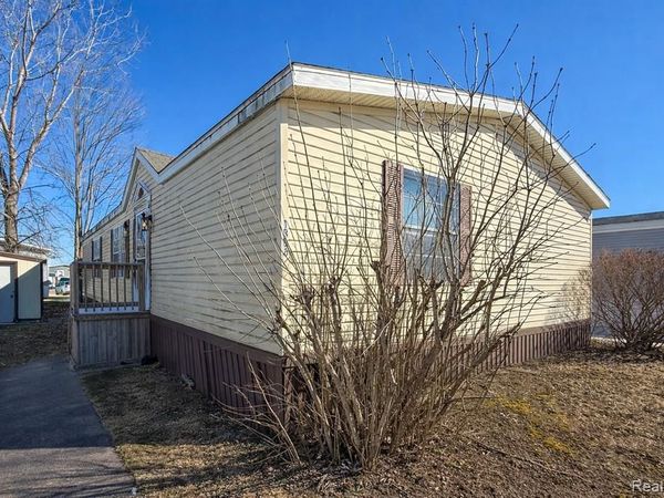 1898 Evergreen Lane, Superior Twp, MI 48198