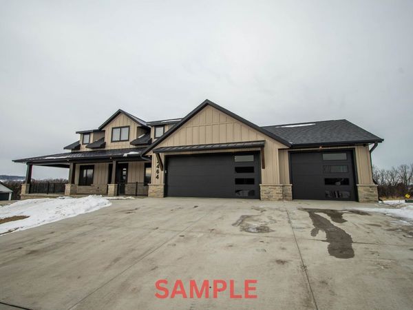 14294 Keegan Court, Dubuque, IA 52002