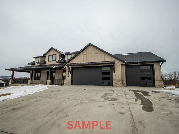 14294 Keegan Court, Dubuque, IA 52002