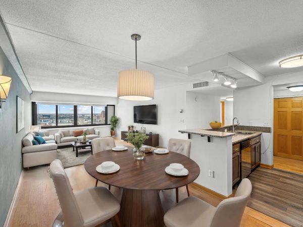 1920 S 1st Street, Unit 2102, Minneapolis, MN 55454