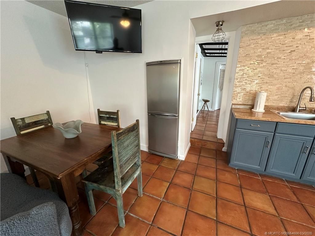 4490 NE Indian River Drive, Jensen Beach, FL 34957 Photo