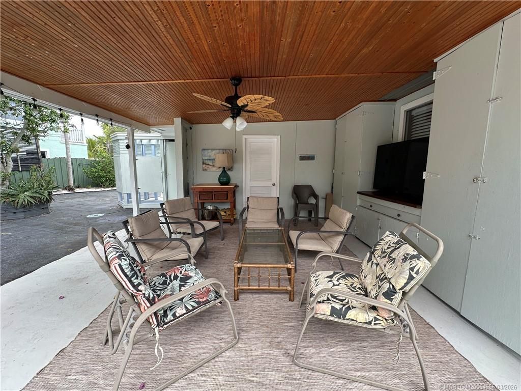 4490 NE Indian River Drive, Jensen Beach, FL 34957 Photo