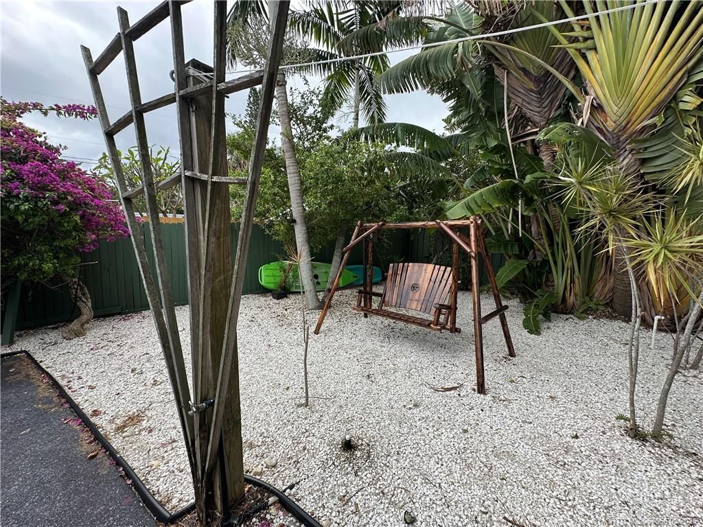 4490 NE Indian River Drive, Jensen Beach, FL 34957 Photo