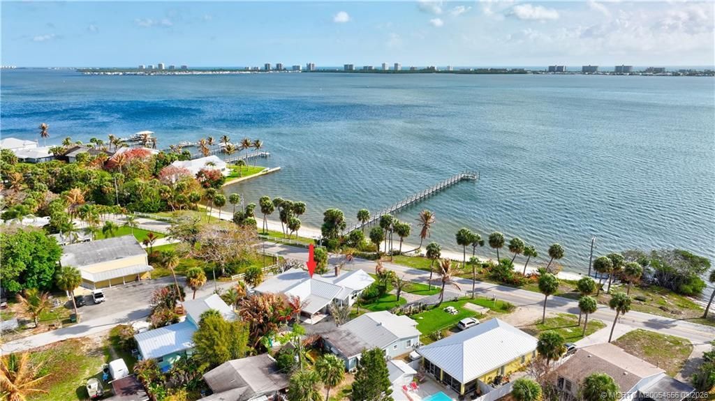 4490 NE Indian River Drive, Jensen Beach, FL 34957 Photo