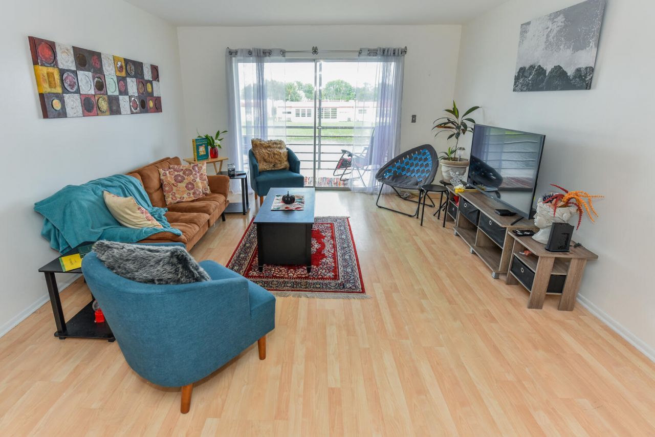 477 Lake Dora Drive, West Palm Beach, FL 33411 Photo