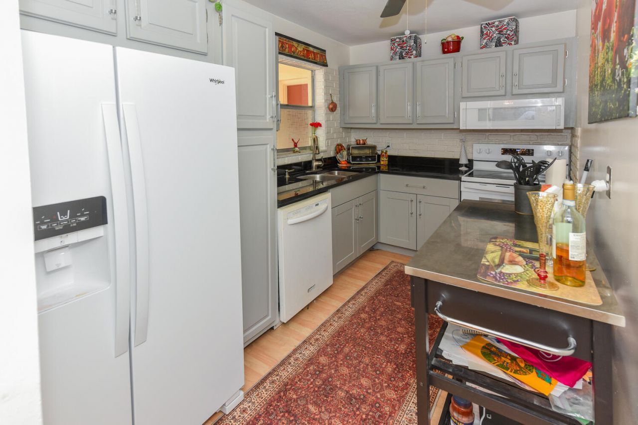 477 Lake Dora Drive, West Palm Beach, FL 33411 Photo