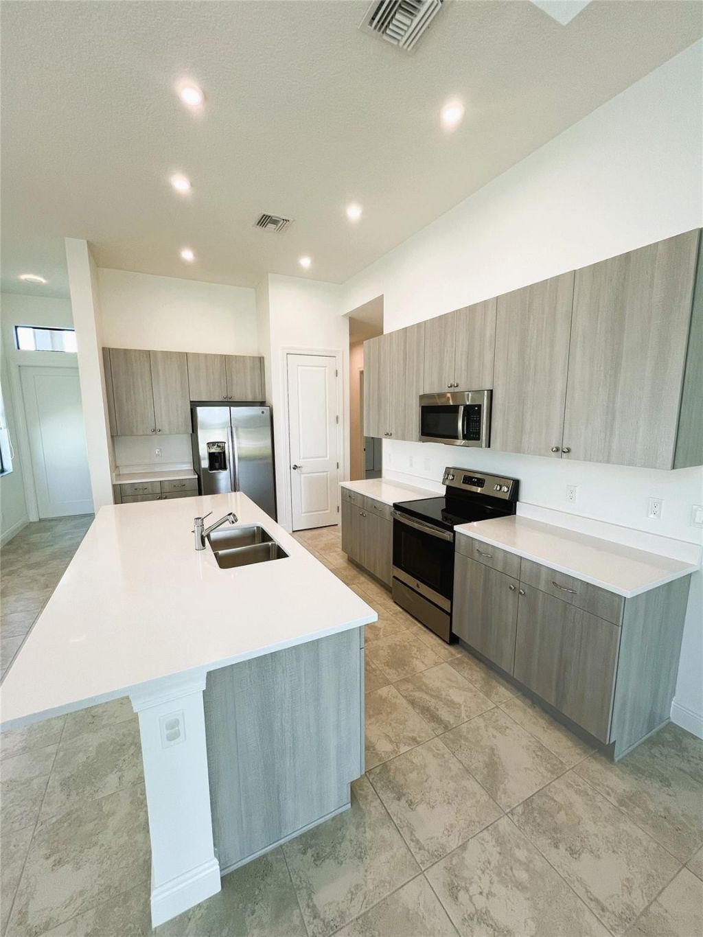 9006 SW Vetta Way, Port Saint Lucie, FL 34987 Photo