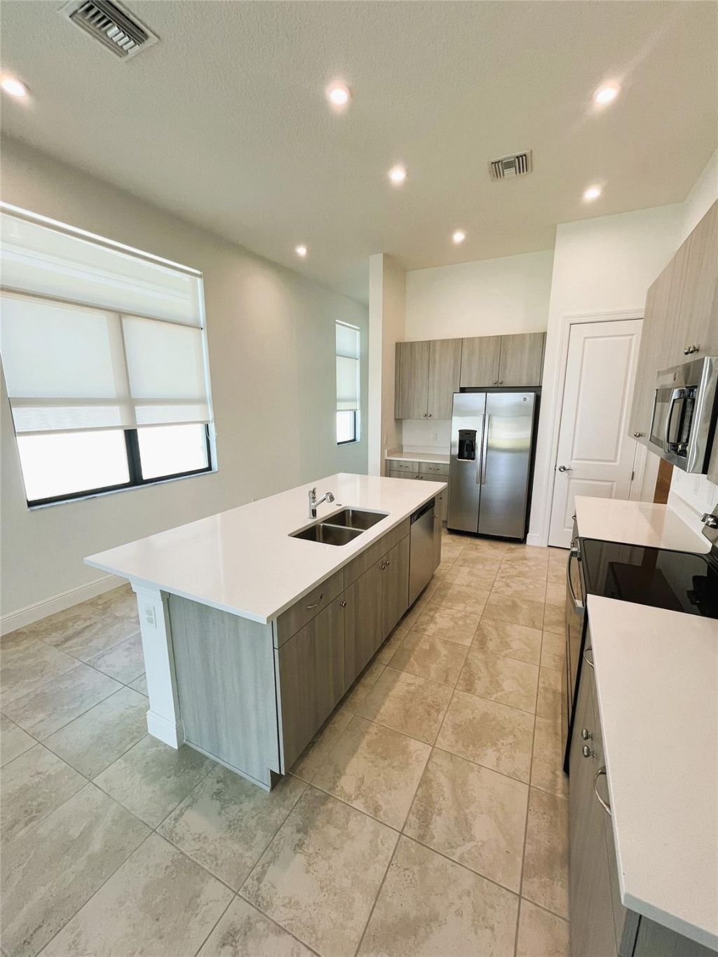 9006 SW Vetta Way, Port Saint Lucie, FL 34987 Photo