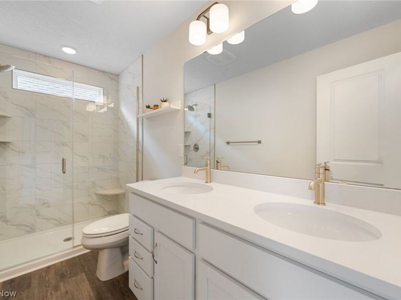 2250 E 100th Street, Cleveland, OH 44106 Photo 17