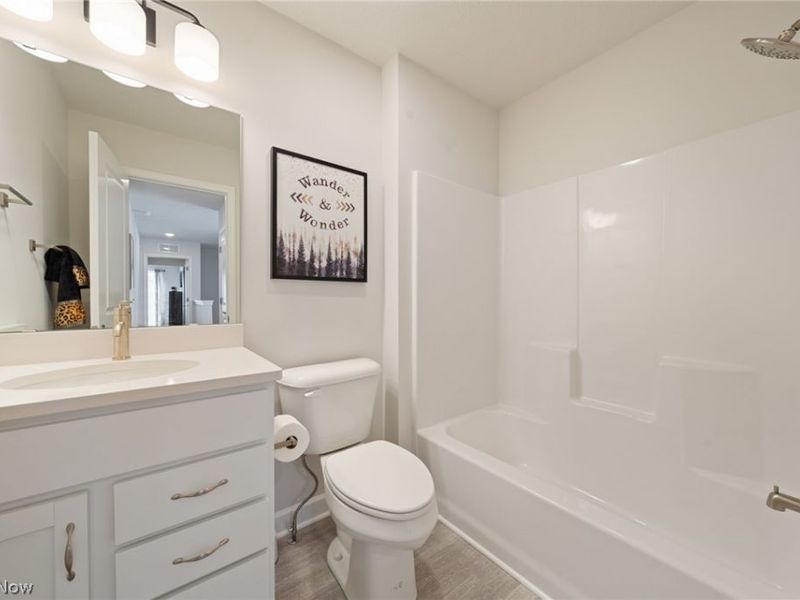 2250 E 100th Street, Cleveland, OH 44106 Photo 18