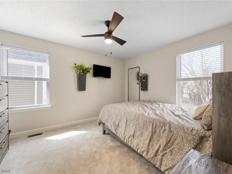 2250 E 100th Street, Cleveland, OH 44106 Photo 19