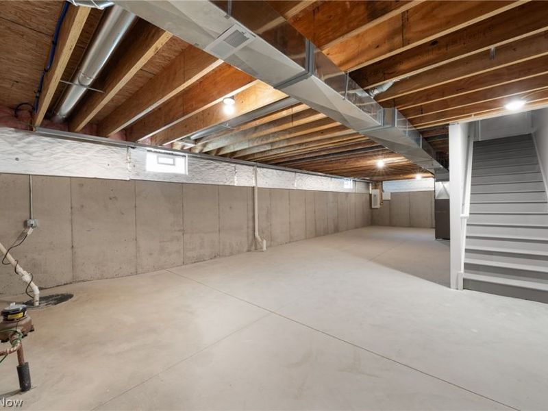 2250 E 100th Street, Cleveland, OH 44106 Photo 21