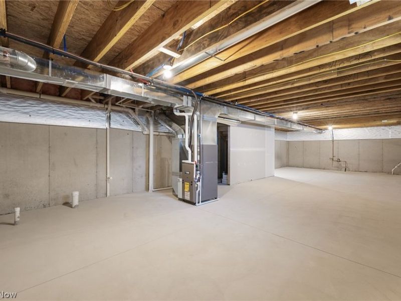 2250 E 100th Street, Cleveland, OH 44106 Photo 22