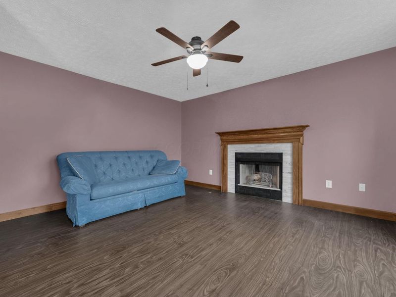 956 Crystal Cay Court, Columbus, OH 43230 Photo 12