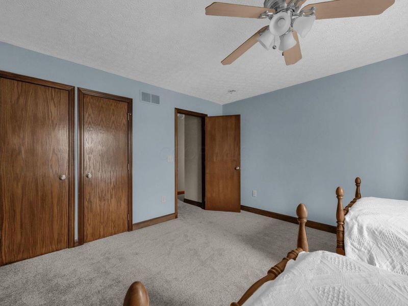 956 Crystal Cay Court, Columbus, OH 43230 Photo 15