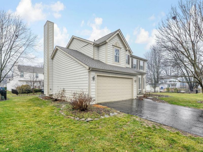 956 Crystal Cay Court, Columbus, OH 43230 Photo 2