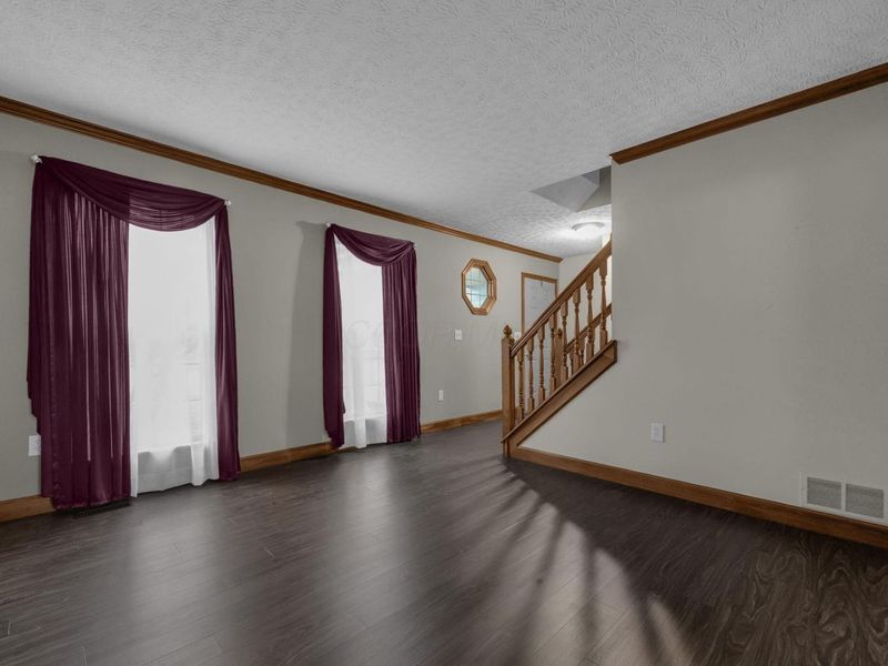 956 Crystal Cay Court, Columbus, OH 43230 Photo 5