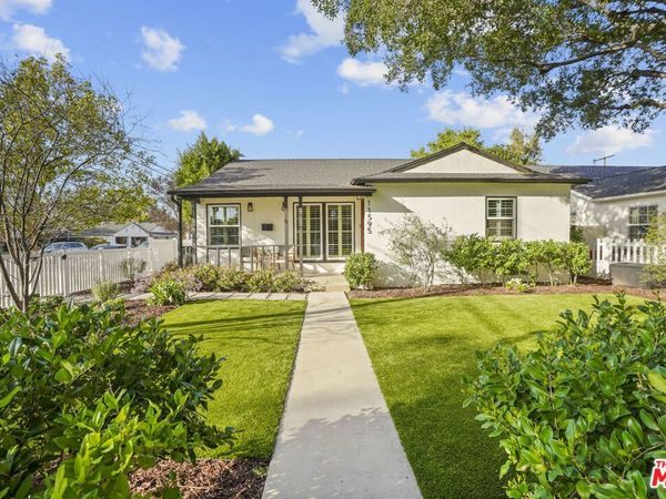 11595 Morrison Street, Valley Village, CA 91601