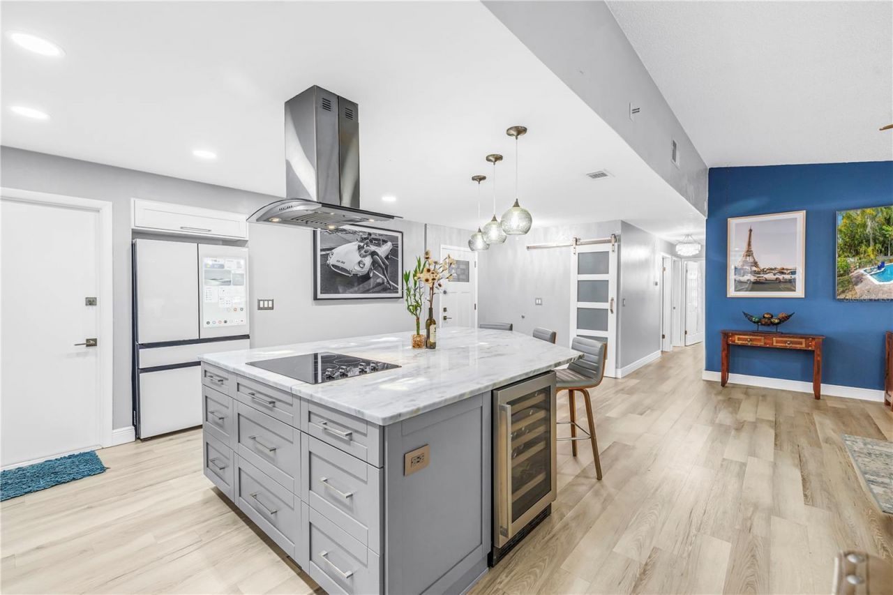 6821 N Circle Creek Dr, Pinellas Park, FL 33781 Photo