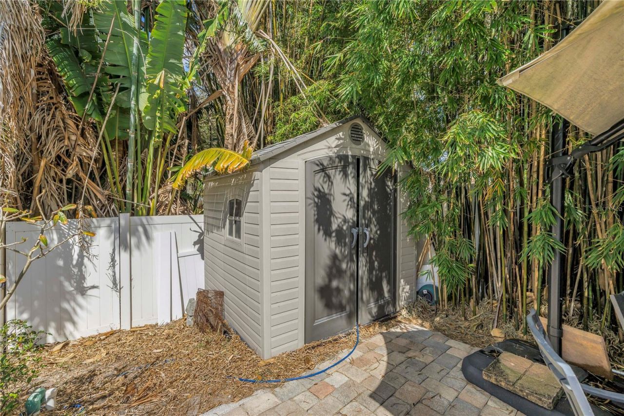 6821 N Circle Creek Dr, Pinellas Park, FL 33781 Photo