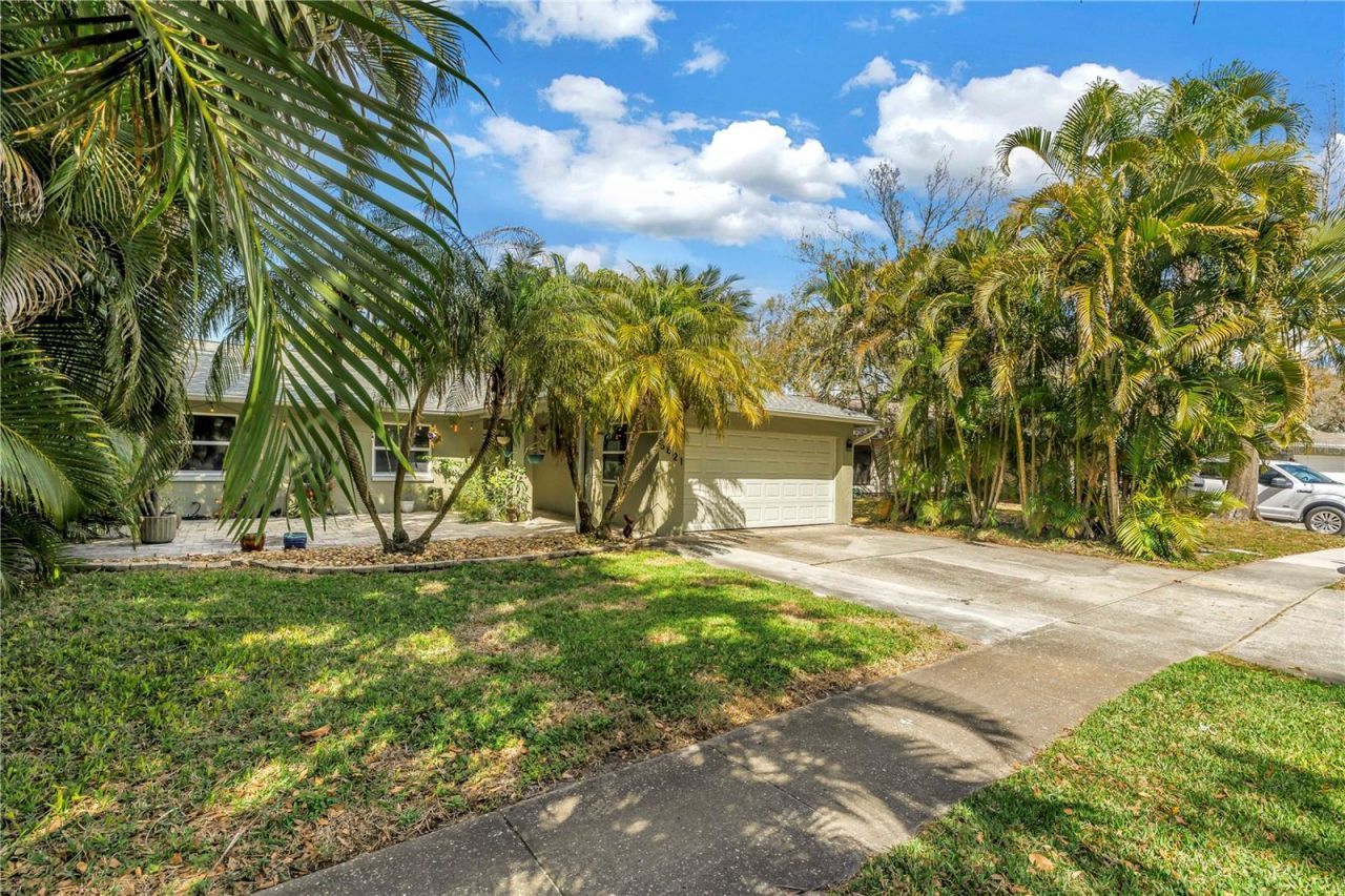 6821 N Circle Creek Dr, Pinellas Park, FL 33781 Photo