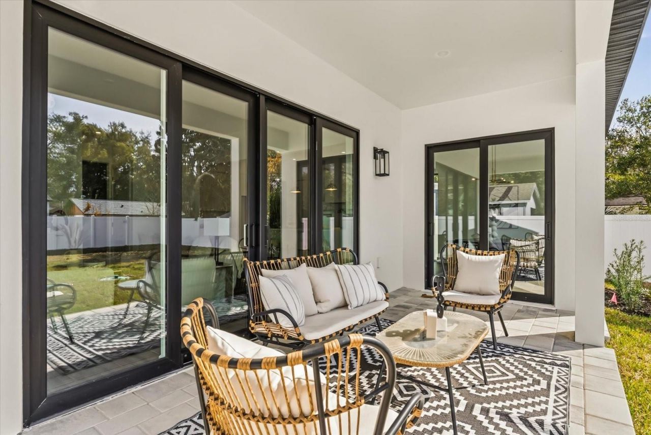 1320 Cloverlawn Avenue , Orlando, FL 32806 Photo