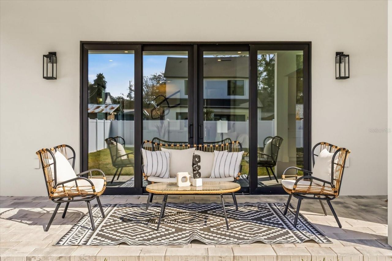 1320 Cloverlawn Avenue , Orlando, FL 32806 Photo