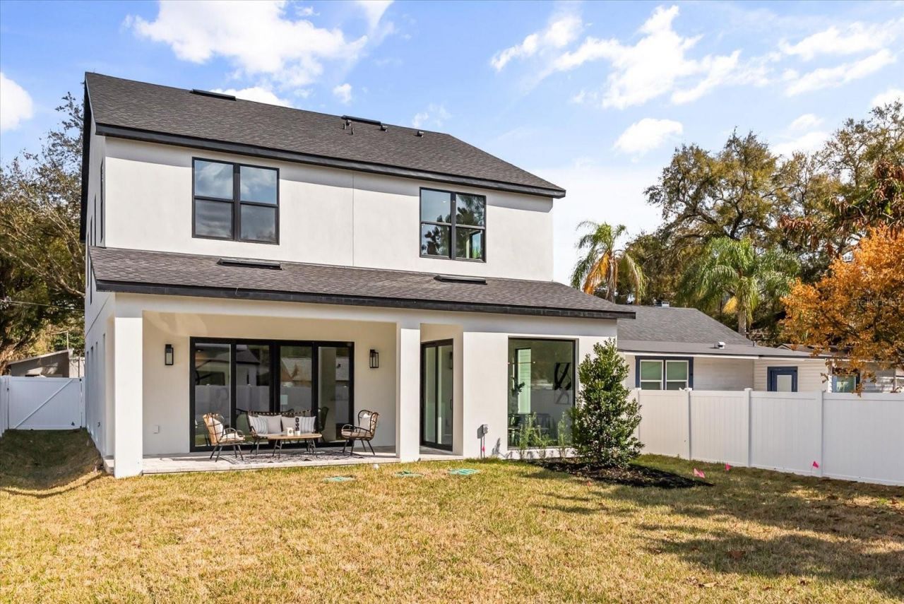 1320 Cloverlawn Avenue , Orlando, FL 32806 Photo