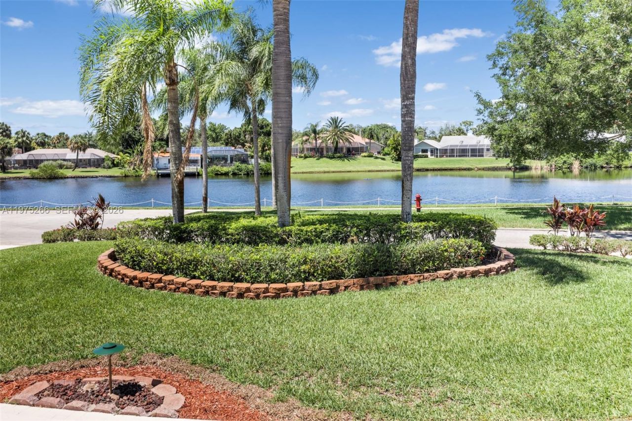 2674 SE Erickson Dr , Port Saint Lucie, FL 34984 Photo