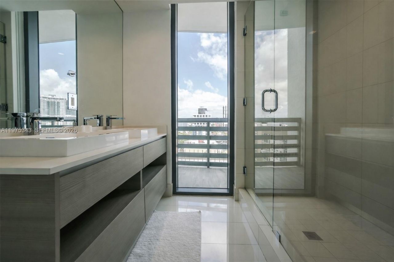 460 NE 28th St, Unit 1101, Miami, FL 33137 Photo