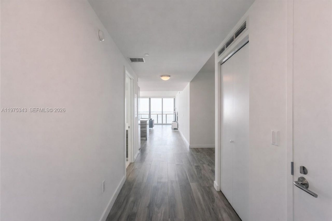 460 NE 28th St, Unit 1101, Miami, FL 33137 Photo