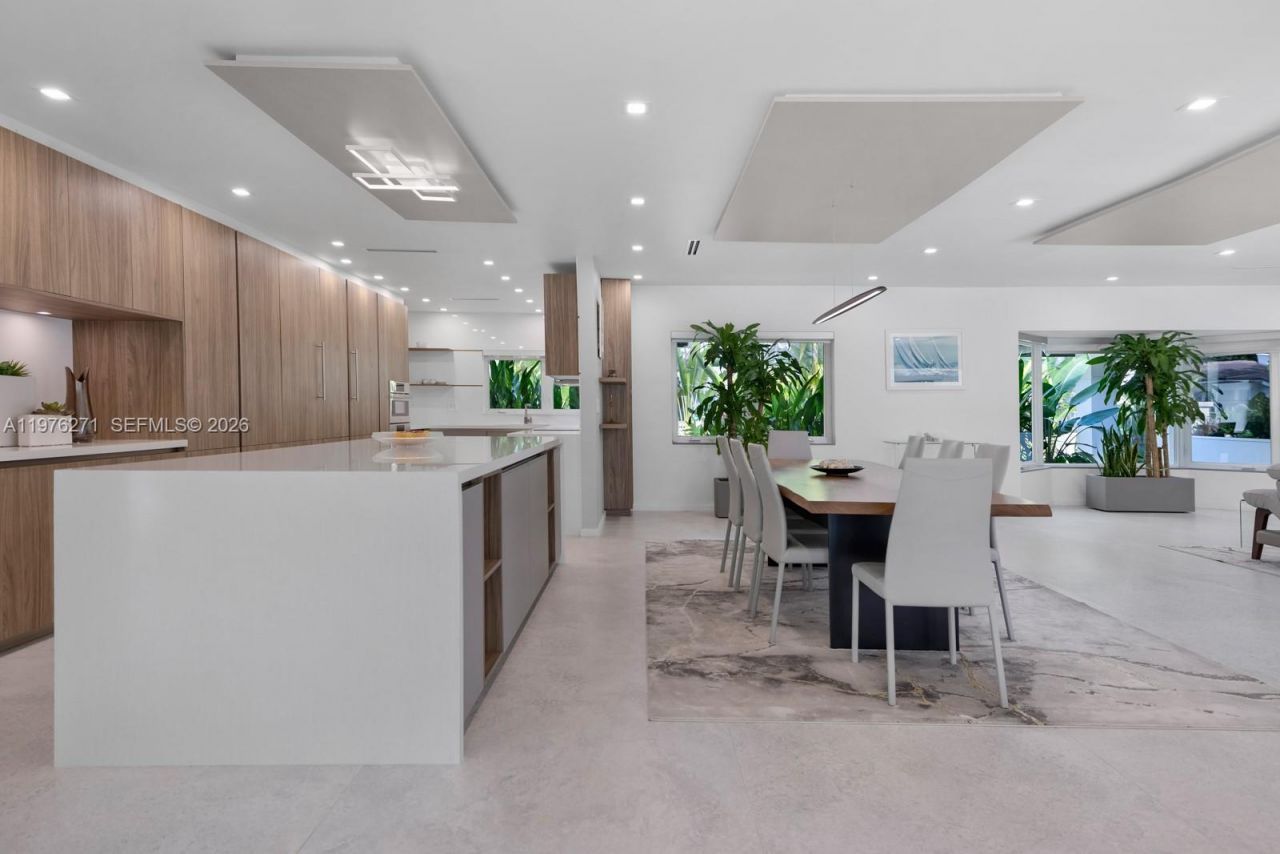 4144 Pinta Ct, Coral Gables, FL 33146 Photo