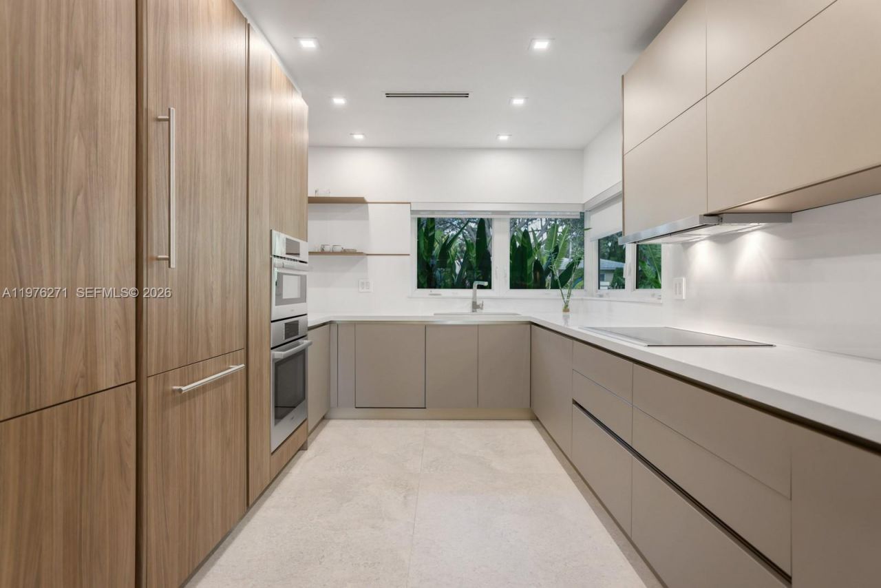 4144 Pinta Ct, Coral Gables, FL 33146 Photo