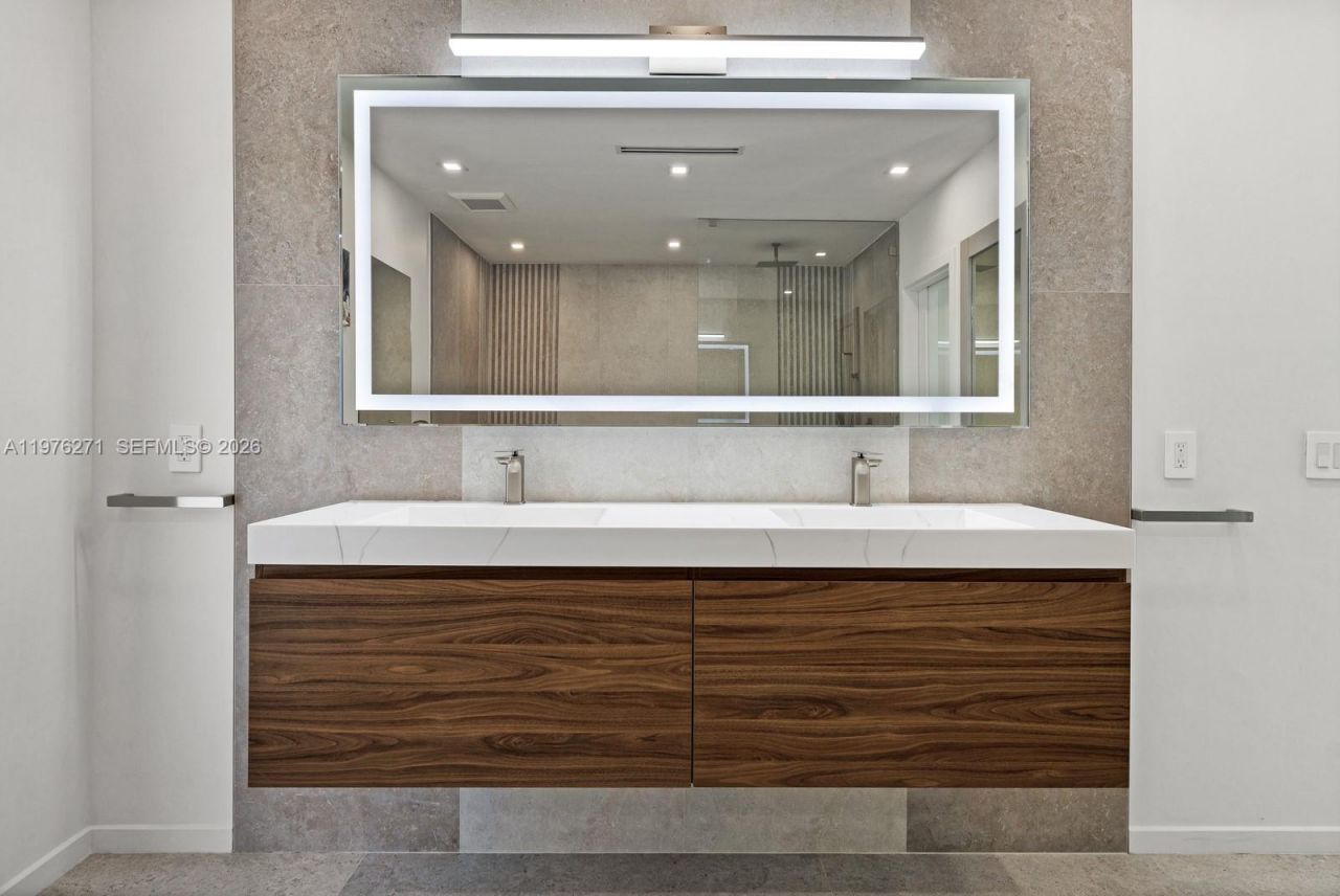 4144 Pinta Ct, Coral Gables, FL 33146 Photo