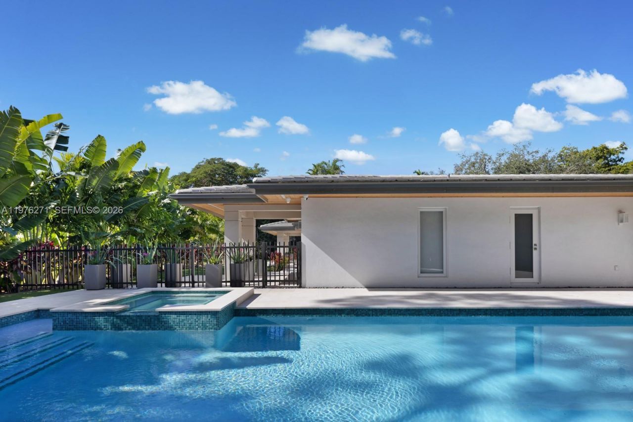 4144 Pinta Ct, Coral Gables, FL 33146 Photo