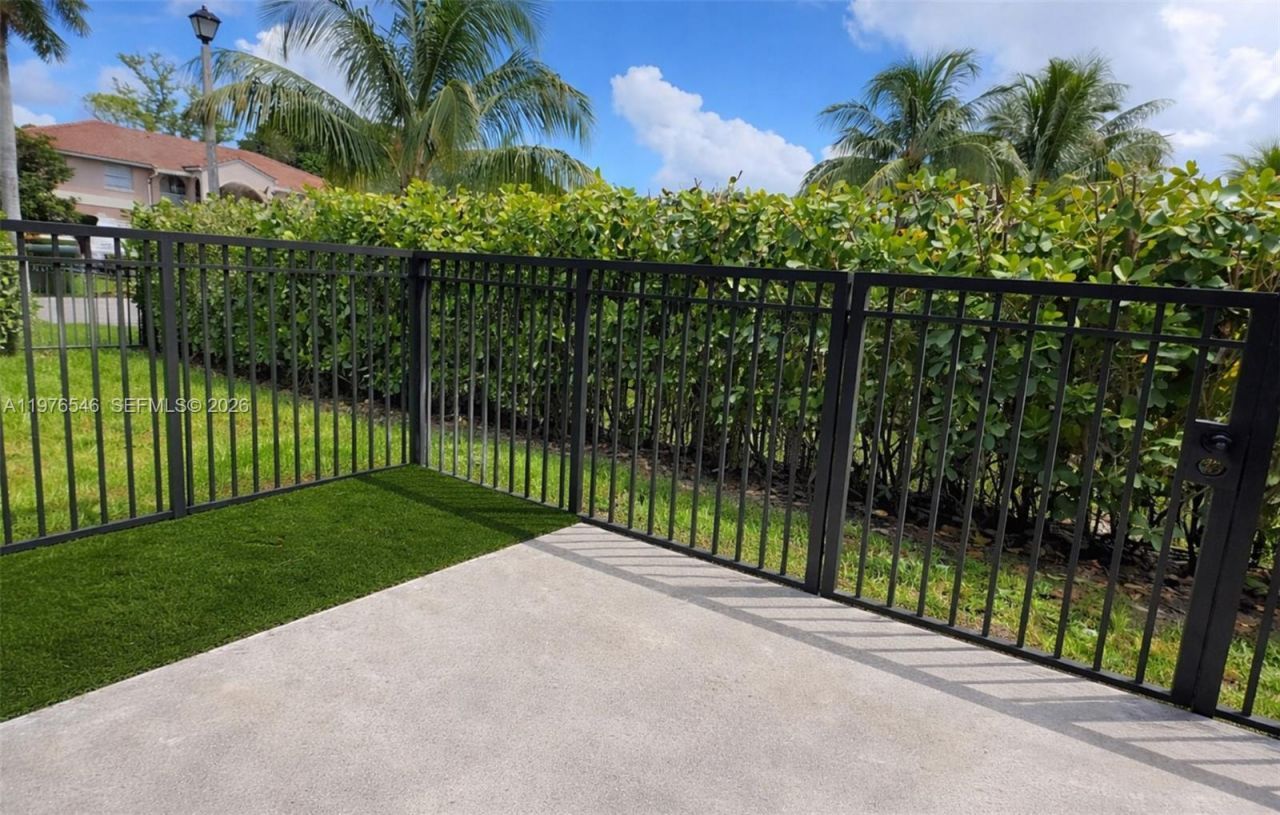 4315 NW 115th Ave, Coral Springs, FL 33065 Photo