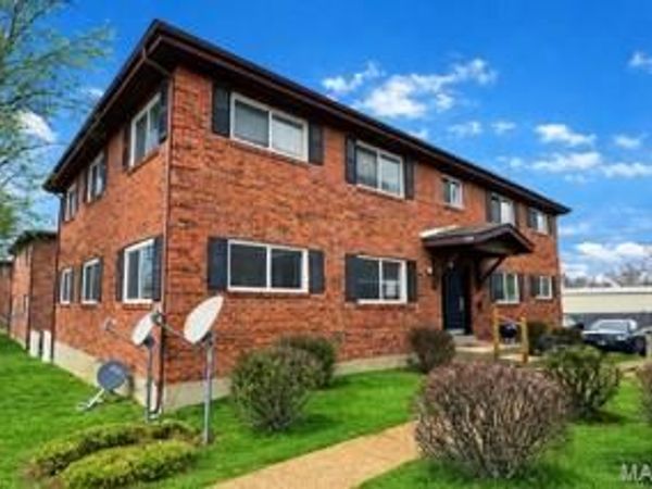 6723 Colony Acres Drive, Affton, MO 63123