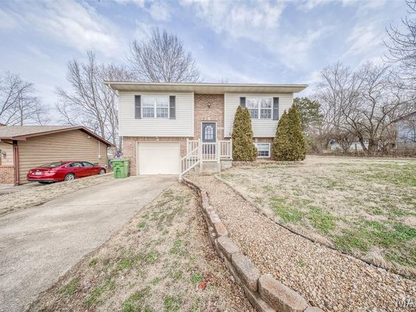 1805 Briarwood Drive , Rolla, MO 65401